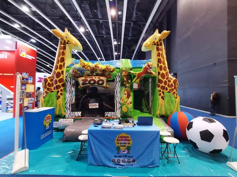 Dinadala ng Leisure Activities® ang Zoo sa IAAPA EXPO ASIA na may Show-Stopping 4m Inflatable Bouncy Castle Dinadala ng Leisure Activities® ang Zoo sa IAAPA EXPO ASIA na may Show-Stopping 4m Inflatable Bouncy Castle